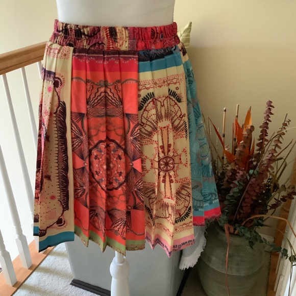Bohemian Multicolor Pleated Skirt - Picture 1 of 8